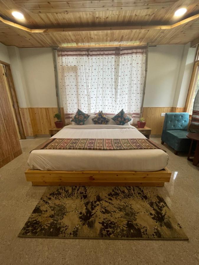 Hotel Mountain Majesty! Top-Rated Luxury Stay Amid Snowcapped Mountains With Balcony And Riverside Calm Manāli Екстериор снимка
